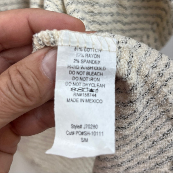 Before You Open Front Tight Knit Cardigan Sweater Small Lightweight Overlay - Picture 4 of 7